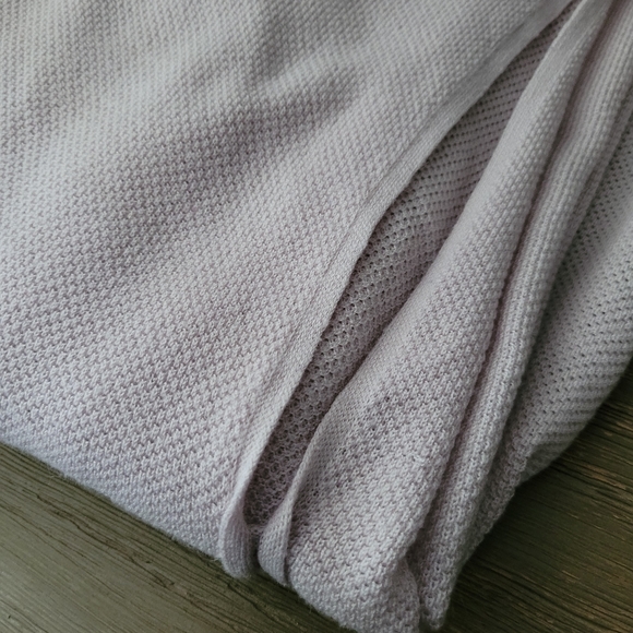 Loft Shawl - Picture 6 of 9